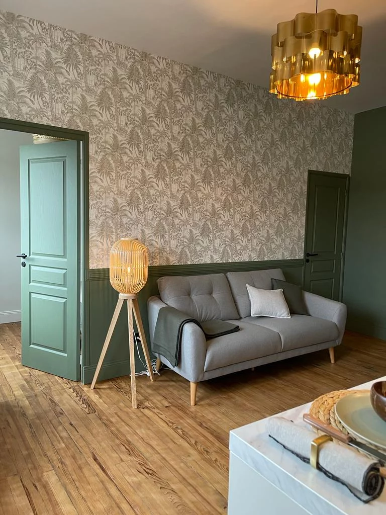 Salon après rénovation à Pont-l’Évêque